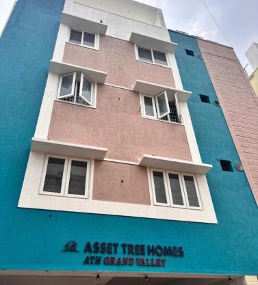 MURALI homestay near airport with shuttle service