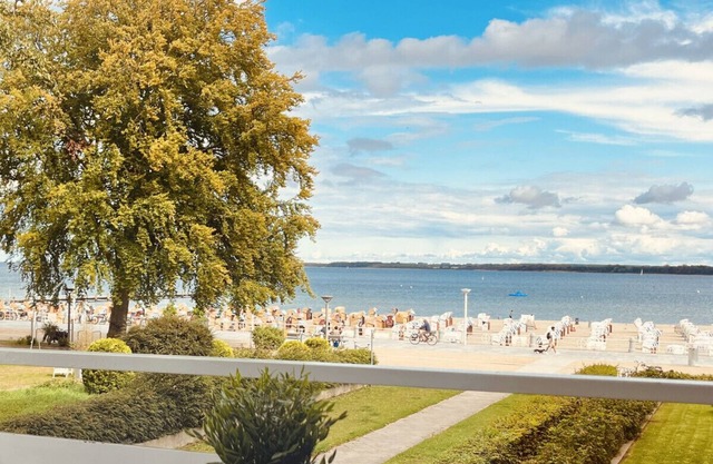 My small beach suite with sea view and balcony