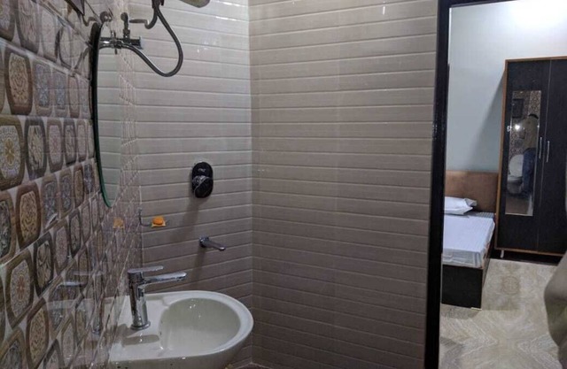 Mye home Stay is located near golden temple ,