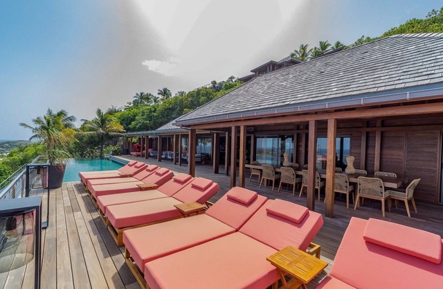 Mythique (5/6 Rooms) Luxury villa