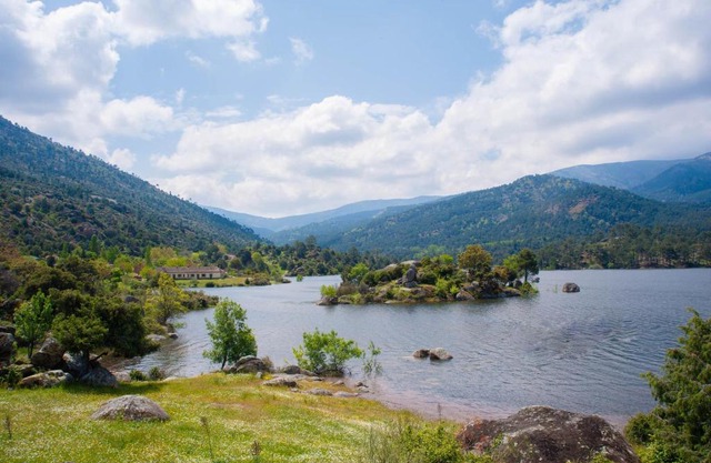 Núcleo de Turismo Rural Valle de Iruelas