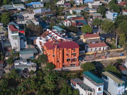 Nắng Hotels & Restaurants