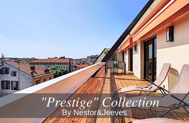 N&J - SKY LIGHT TERRACE - Central - Close sea