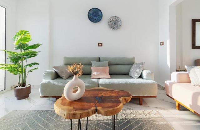 Nabeel Homes - Seaview Building - 3 Units in Saba Pasha