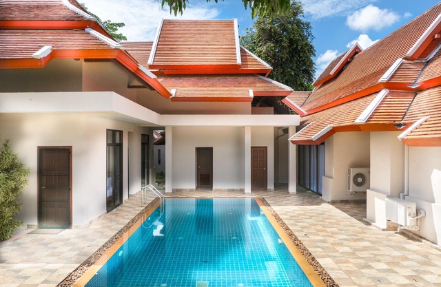 Nadoo Thai Lanna-style luxurious private pool villa.five bedrooms.