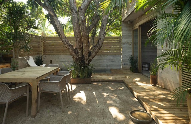 Nami & Lua - Casa Macu Saladita surf break