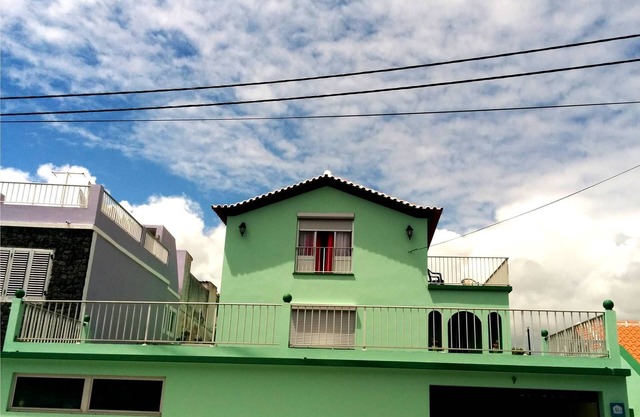 Nandes Place-Local Accommodation, RRAL N. 767