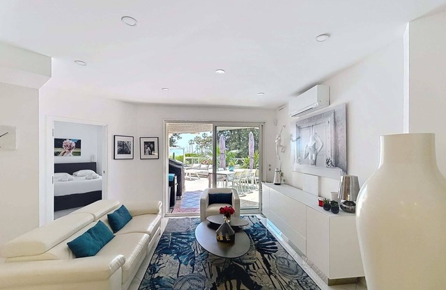 Napoleon - Two Bedroom Apartment, Sleeps 4