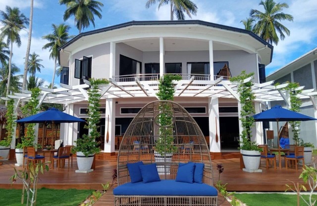 Nasara Resort - Executive Ocean Front Junior Suite 65m2