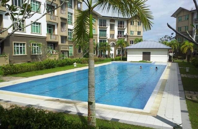 Natol Homestay - Kuching Home Penthouse Airport Road