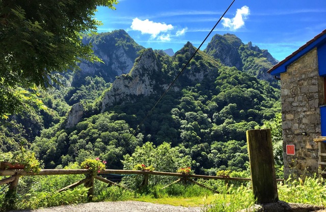 Natural Jacuzzi impressive Gorge in the Picos de Europa