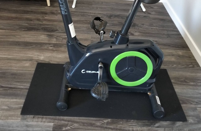 Nature Filled Modern Yet Close to Country Victoria