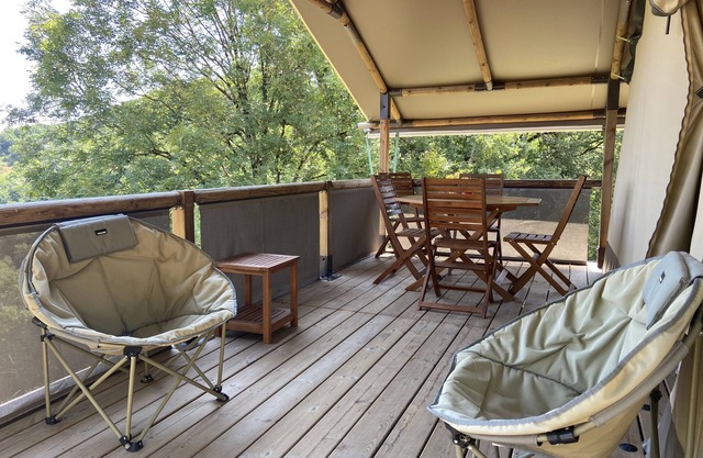NATURE LODGE TENT WITH STUNNING VIEW
