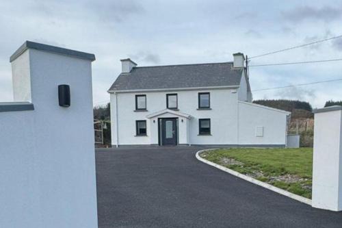 Nature Lovers Family Home - 3 Bed 2 Bath