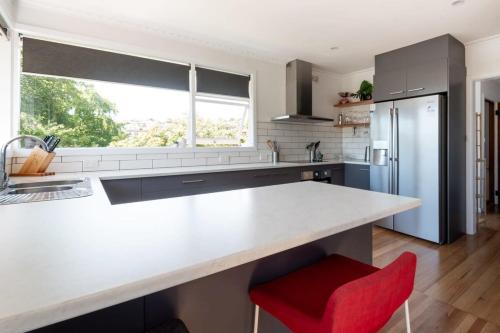 Near the CBD Perfect for Large Groups & Parking