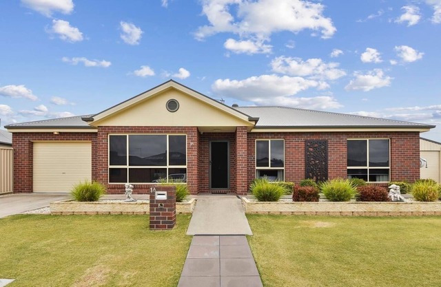 Neat, Quiet and Close to River