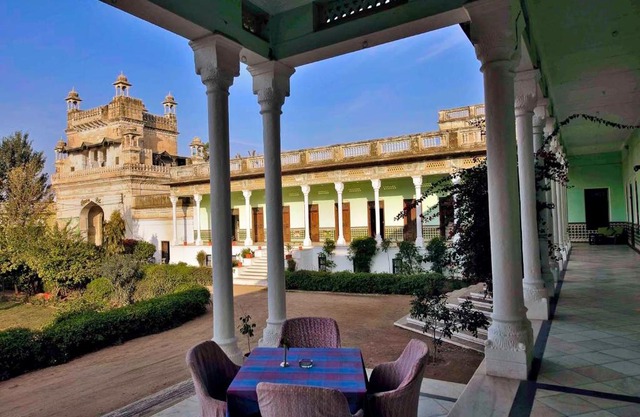 Neemrana's - Piramal Haveli