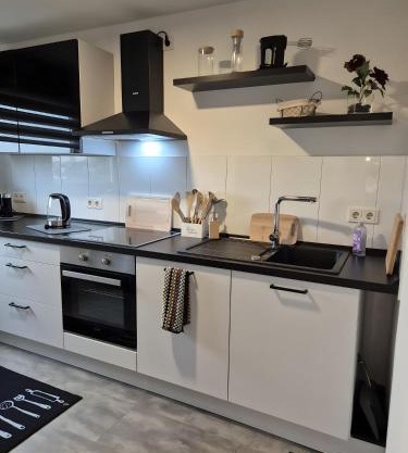 Neu 4 Zi Kü Bad Coll-mar