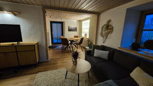 NEU! Gemütliche Ferienwohnung "beimpostbuarn" in Ebnath direkt am Fichtelnaab-Radweg