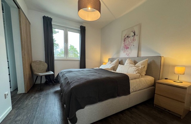 Neue Sonnige Wohnung in Seenähe Kurz vor Berlin mit Viel Raum zum Erholen