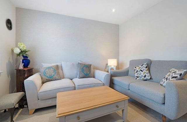 New! 2BR in Jackson Pond