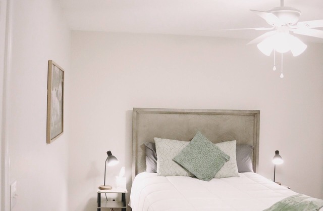 New! 3 bd/2 bath Townhome - Ping Pong Table