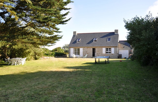 New 5-bedroom-family- house, britanny stones, Cap de la Chèvre, near sea cliffs