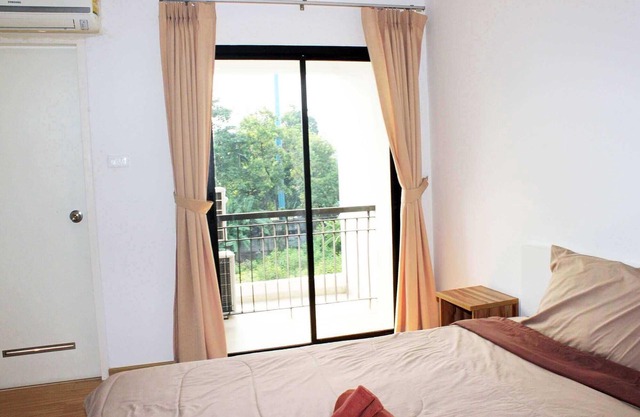 New and Modern Studio 24-5