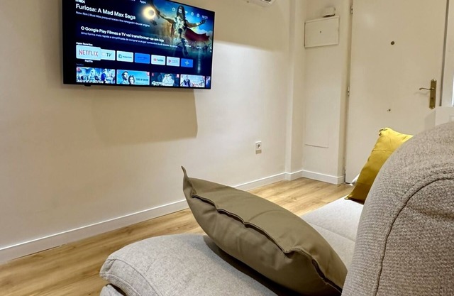 New Apartment Madrid Feria 102