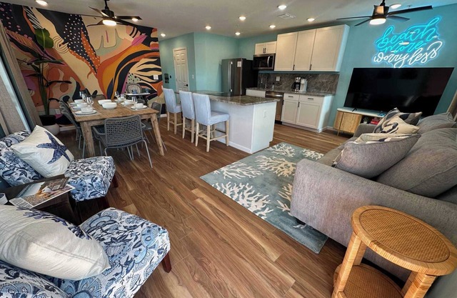 *NEW* Beach More Worry Less - 4bed 2 bath Sleeps 8