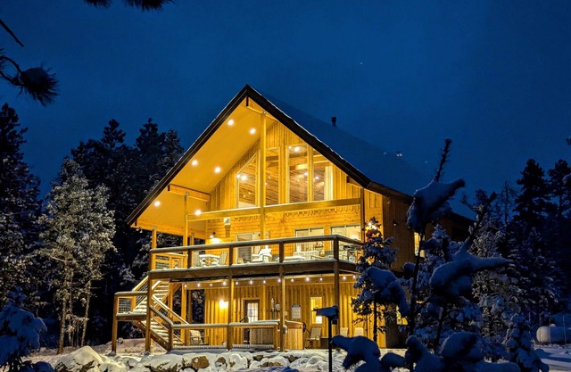 New Cabin-On Nat'l Forest-Hot Tub-3mi to Ski-4Kings-Private Nature Trail-Fishing