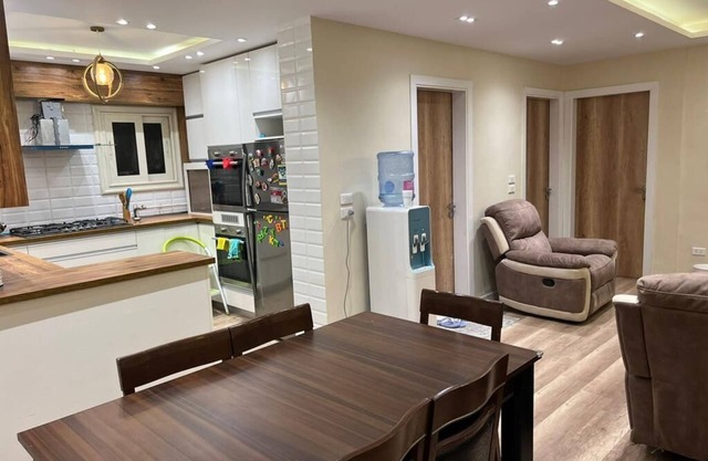 New Cairo Luxurious Apartment w/Wide Garden View