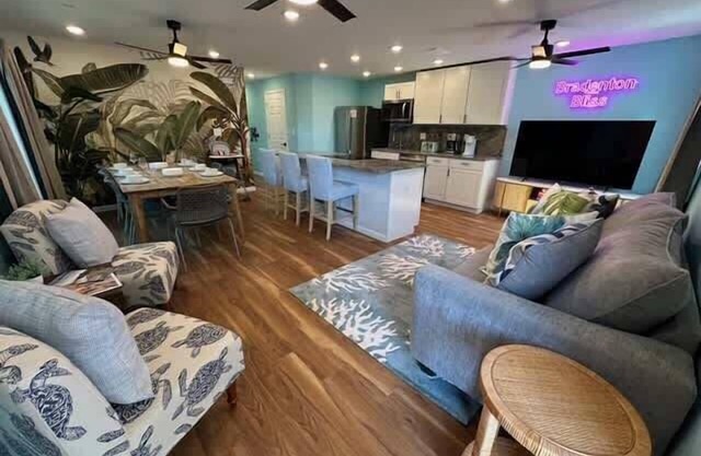 *NEW* Coastal Haven - 4bed 2bath Sleeps 8