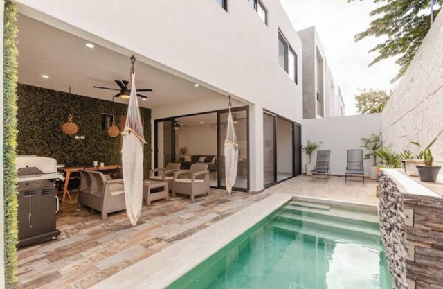 NEW! Exclusive Villa 10min to Beach Priv Poolnn