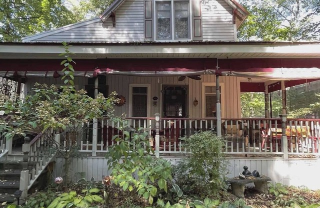 NEW! Getaway Day Cottage