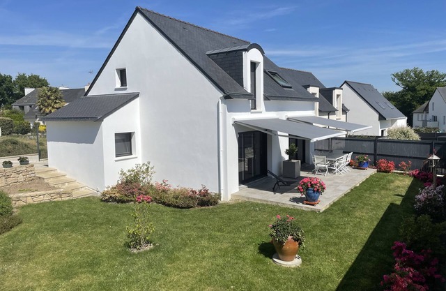 New house located in Le Bono in the Gulf of Morbihan, shops on foot, quiet