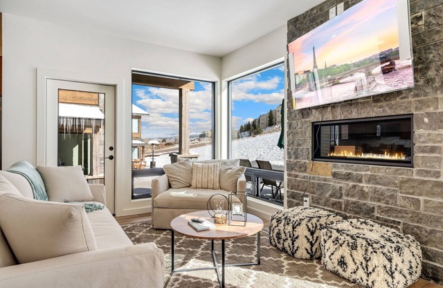 NEW HOUSE! next to the ski, perfect for families.