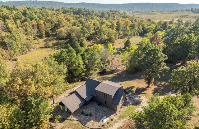 NEW! Lake Hamilton, 48 Private Acres, Hot Tub, Sleeps 16 or 39, Pond, Boat Dock