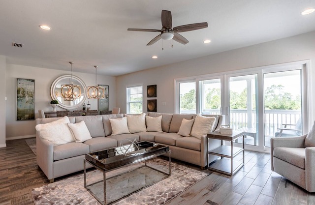 NEW LISTING! Lost Key Villas Golf & Beach Club ~Isle Be Chillin - NO HASSLE CHE