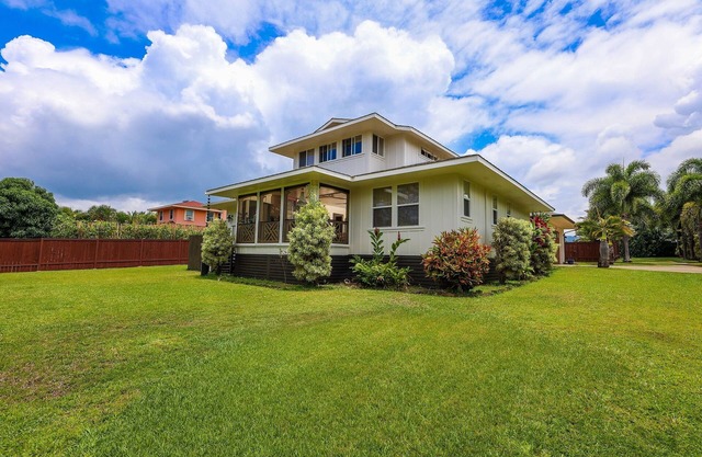 New Listing! Luxurious 4BR/3BA House with AC