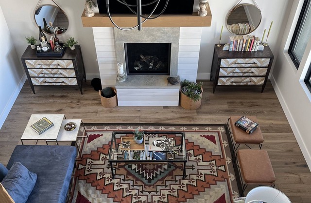 New - luxurious Golf Villa Townhome in the heart of Sklyand Crested Butte, CO