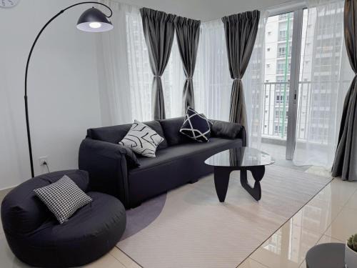 NEW Minimalist Cozy 3R3B SgBesi - 6 pax