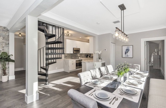 NEW! Next to Las Olas - Heated Pool - 5BR