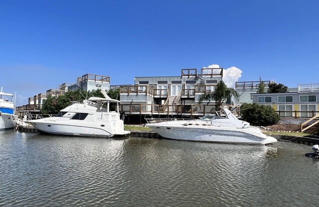 New Orleans RV Resort & Marina