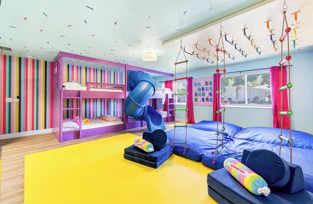 NEW! Pickleball Pool Arcade Climbing Gym Play Room Mini Golf Sleeps 18