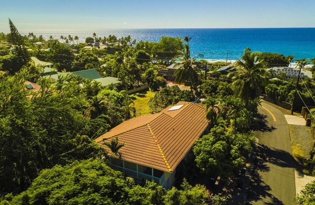 New renovated Across street from Magic Sand Beach Ocean view private pool/SPA/AC