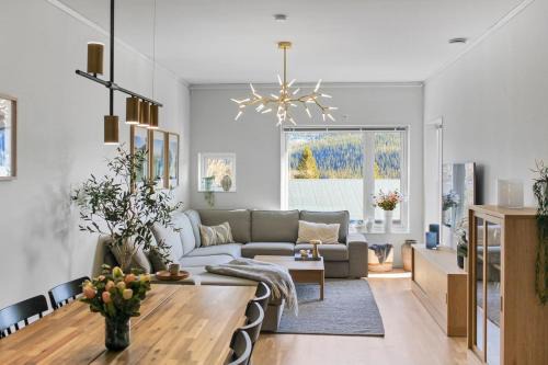 NEW Scenic Family Stay in Tegefjäll Hike & Relax