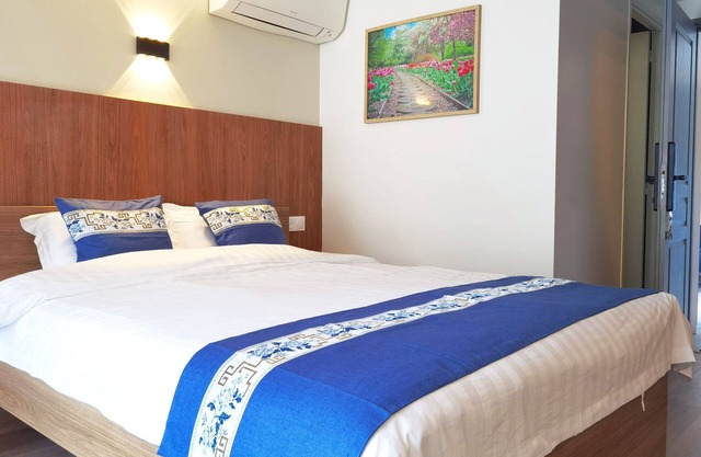 New studio with AC/free charging parking(NO.1)