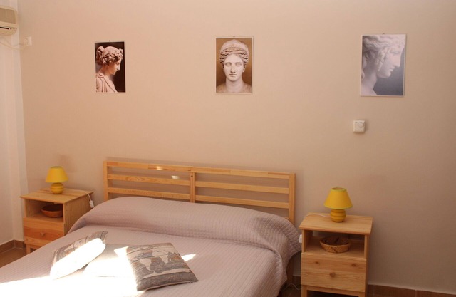 New studio with beautiful garden