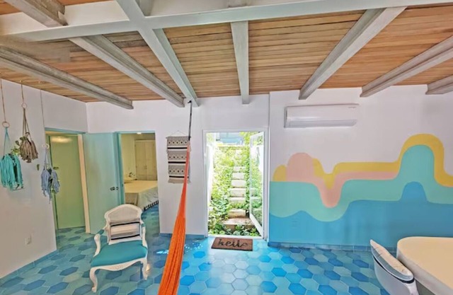 New + Super Fast WiFi + Free BeachClub Daily Access + Amazing Location